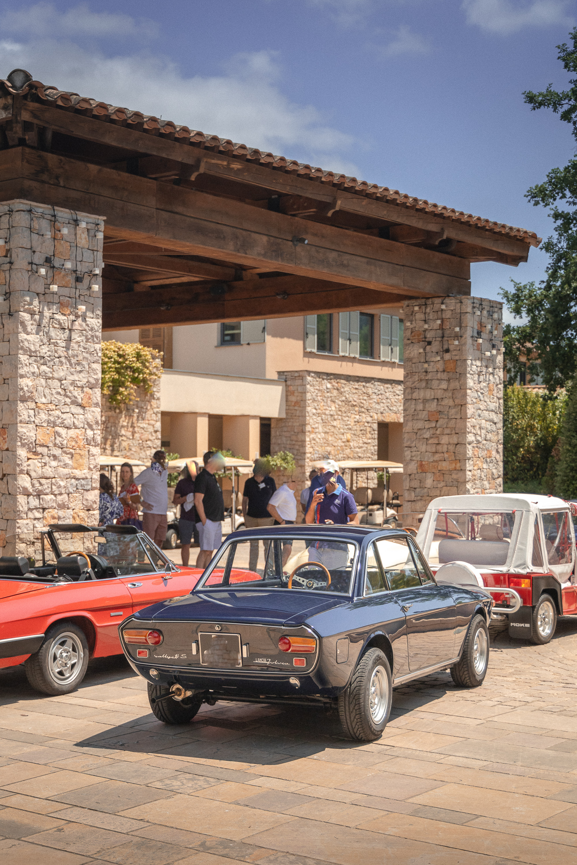 Rent Classic cars for companies events (MICE)