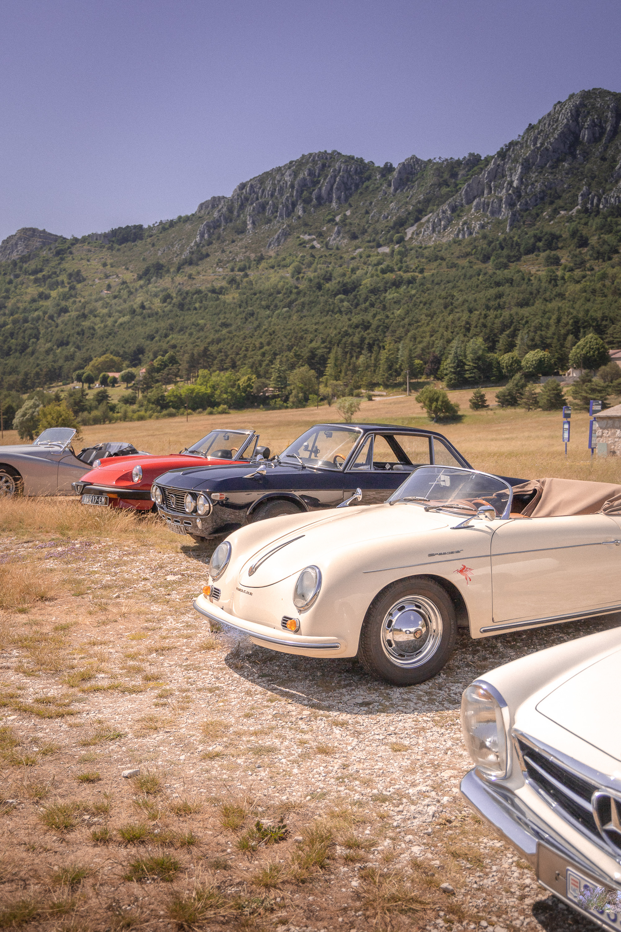 Ride Classics provides Classic cars for companies events (MICE)