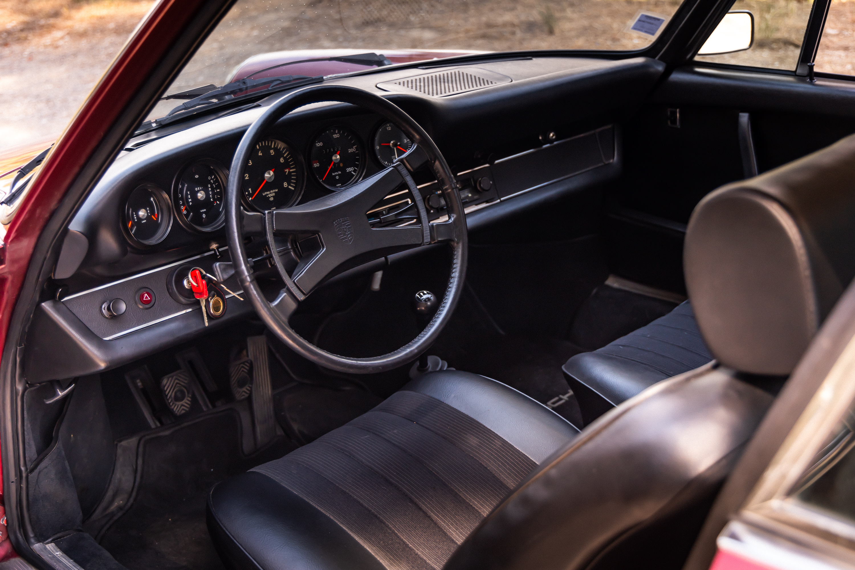 Porsche 911 2.4 - Gallery image 4