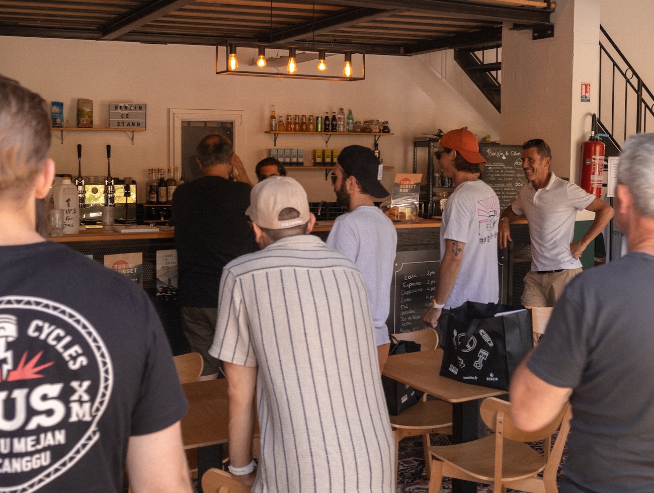 Arriv&eacute;e &agrave; Ride Classics et cocktail